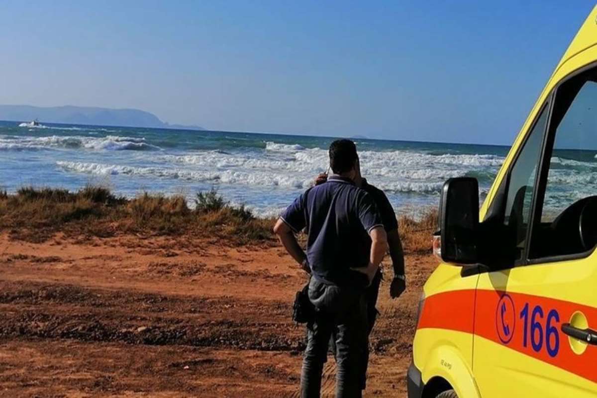 ασθενοφορο θαλασσα
