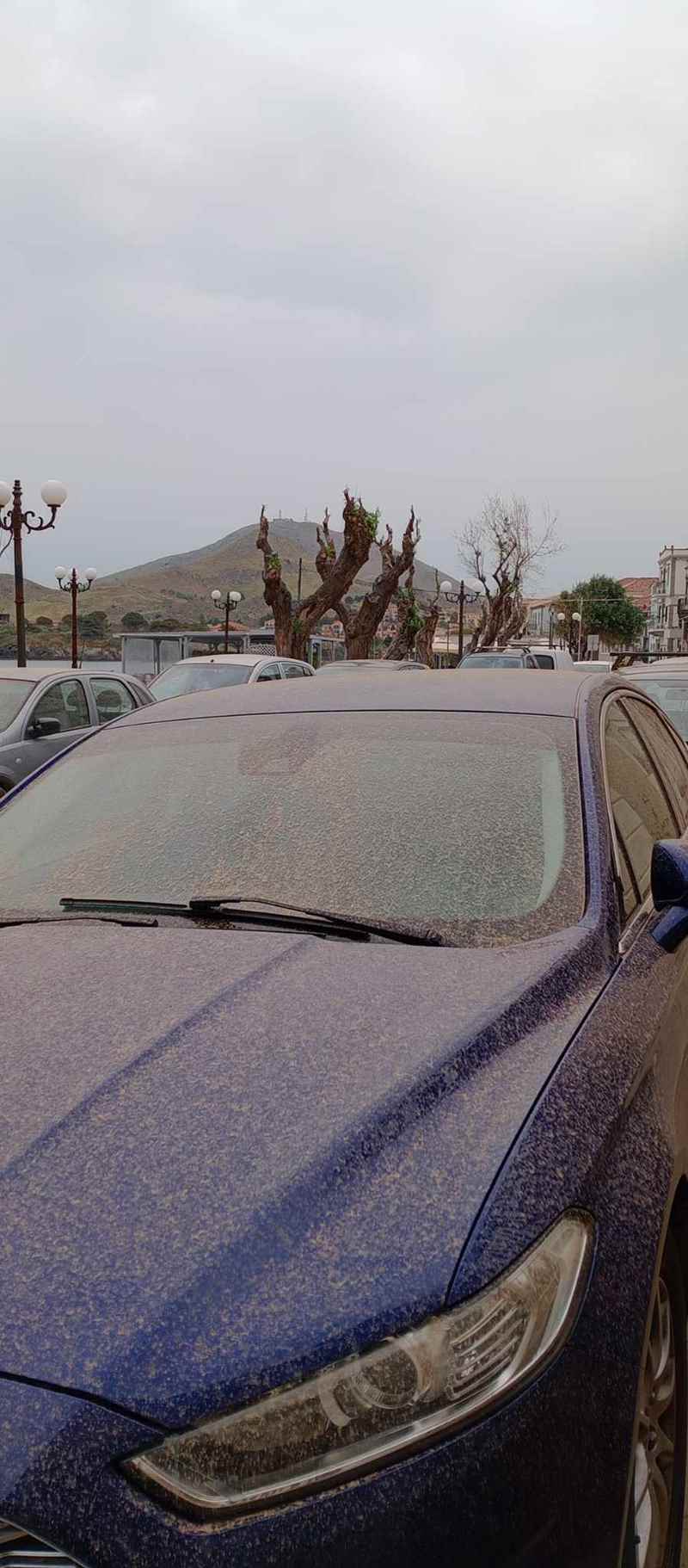 Λήμνος: Γέμισαν αφρικανική σκόνη τα αυτοκίνητα