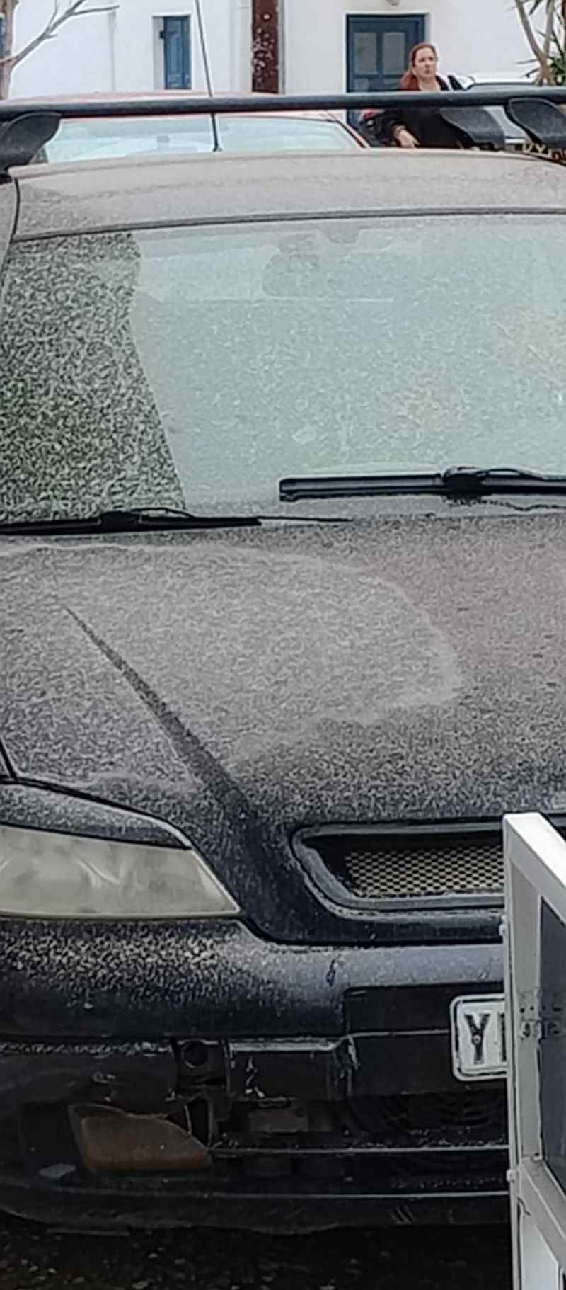 Λήμνος: Γέμισαν αφρικανική σκόνη τα αυτοκίνητα