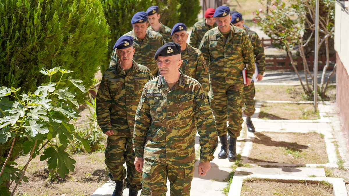 Αρχηγός του Γενικού Επιτελείου Στρατού Αντιστράτηγος Γεώργιος Κωστίδης