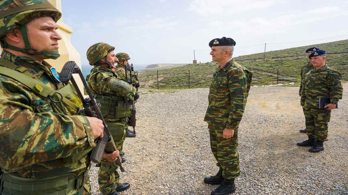 Αρχηγός του Γενικού Επιτελείου Στρατού Αντιστράτηγος Γεώργιος Κωστίδης