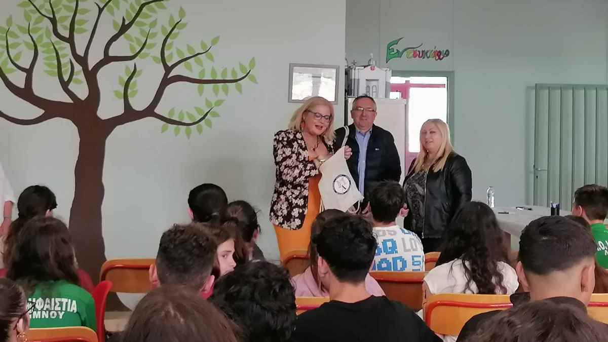 a group of people in a classroom