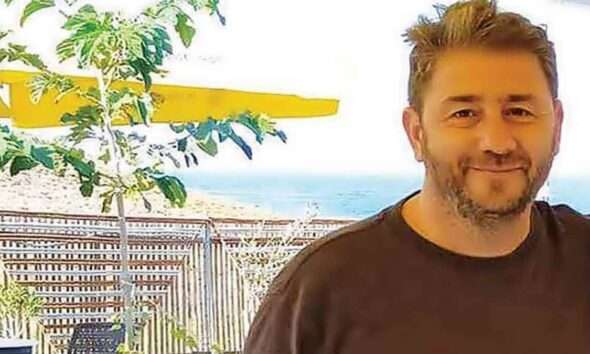 androulakis21084