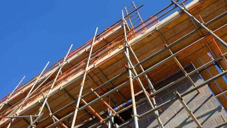 Κυκλοφοριακές ρυθμίσεις λόγω τοποθέτησης σκαλωσιάς στη Μυρινα