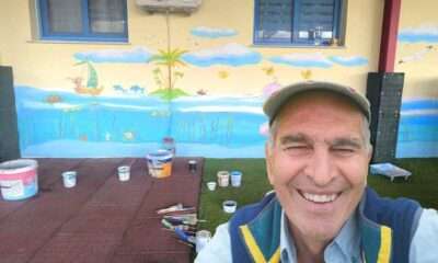 a man taking a selfie