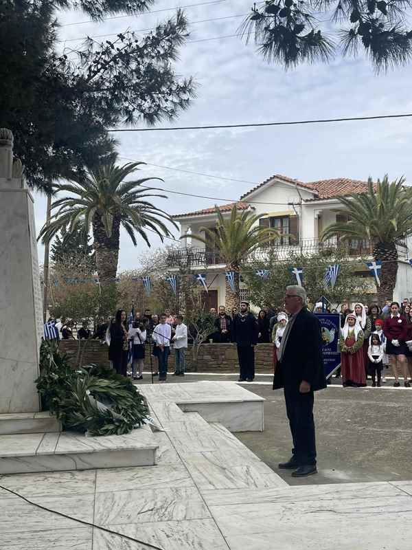 parelasi moudros 9