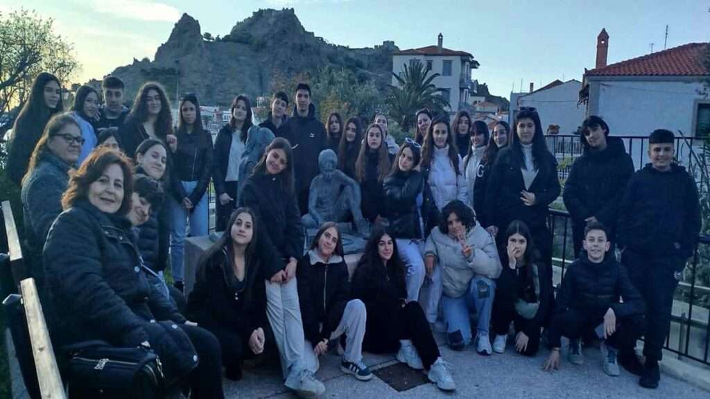 Όταν η παράδοση και η ιστορία ενώνουν σχολεία: Το 3ο Γυμνάσιο Κιλκίς στη Λήμνο! (εικόνες) 34 liv3
