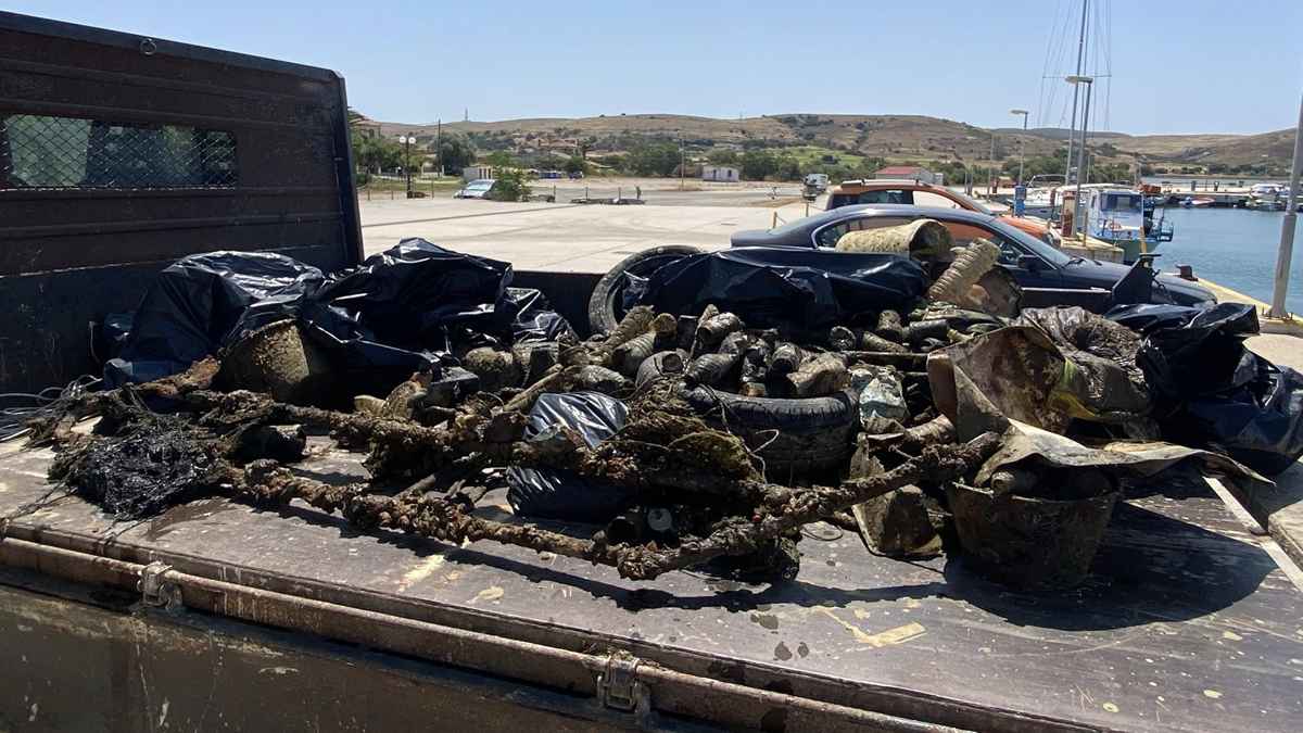 Moudros katharismos 8