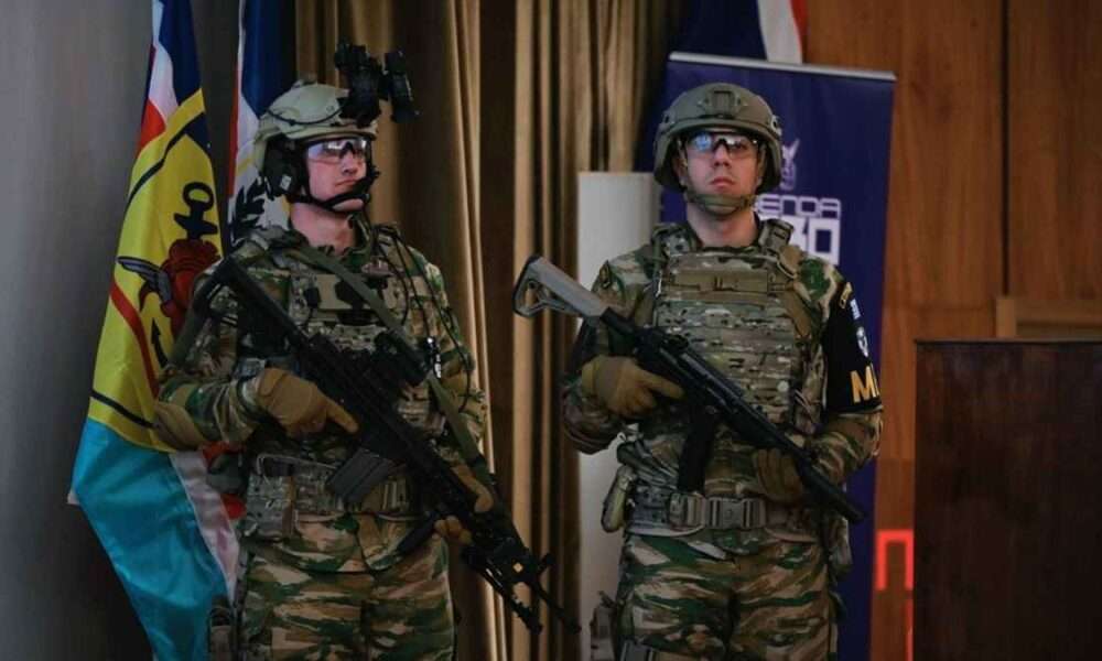 Εμφάνιση του «Σύγχρονου Μαχητή»