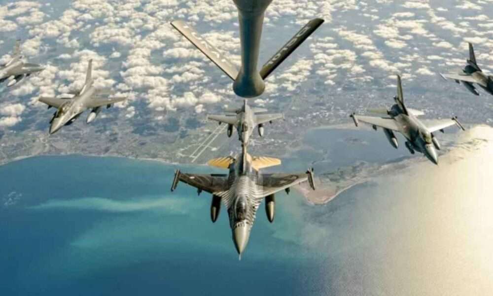 Επτά παραβιάσεις από οπλισμένα τουρκικά F-16 στο Αιγαίο