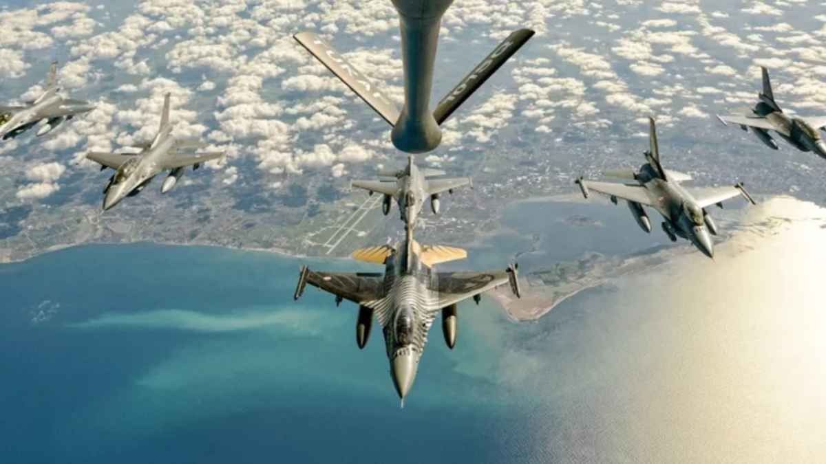 Επτά παραβιάσεις από οπλισμένα τουρκικά F-16 στο Αιγαίο