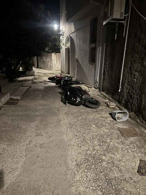 Λήμνος: Ανεγκέφαλοι «διασκεδάζουν» καταστρέφοντας ξένες περιουσίες