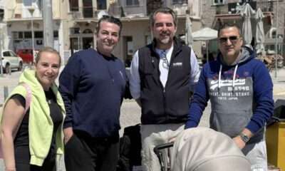 Νικόλαος Ντε Γκρες: Οι φωτογραφίες με πολίτες στην Λήμνο και το ενδιαφέρον του για το Τατόι