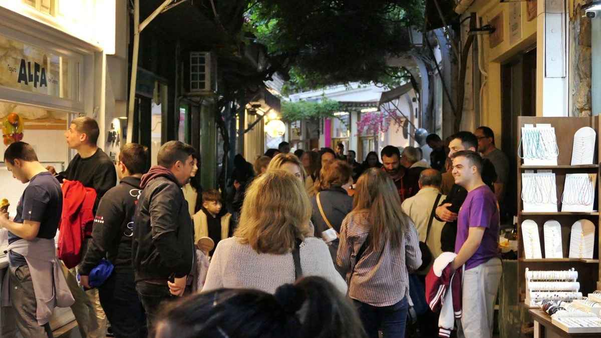 AGORA MYRINAS 1