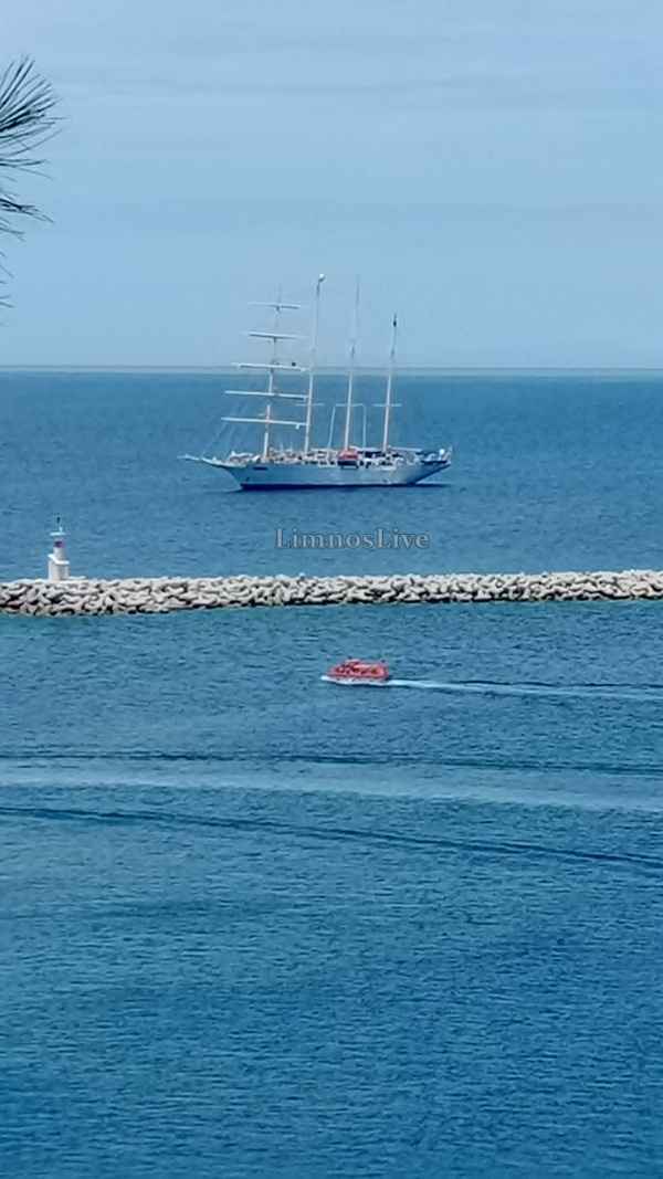 Στα γαλανά νερά της Μύρινας το εντυπωσιακό ιστιοφόρο «Star Flyer» – Με 147 επιβάτες στο νησί μας (εικόνες) 35 STAR FLYER 4