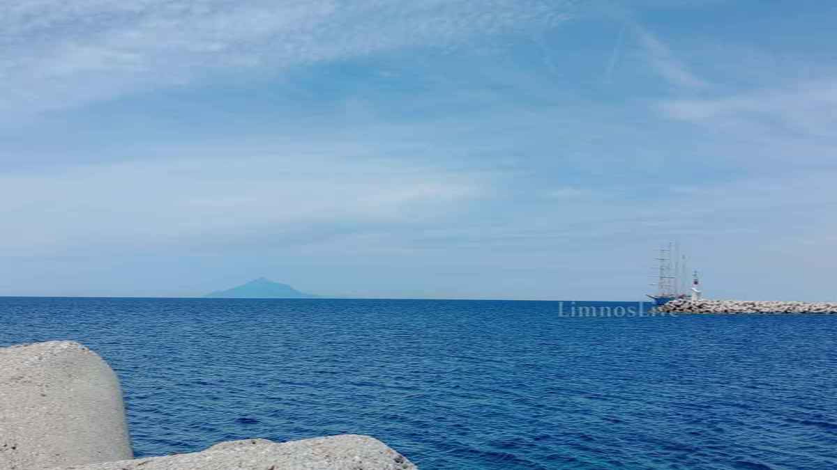Στα γαλανά νερά της Μύρινας το εντυπωσιακό ιστιοφόρο «Star Flyer» – Με 147 επιβάτες στο νησί μας (εικόνες) 38 STAR FLYER 7
