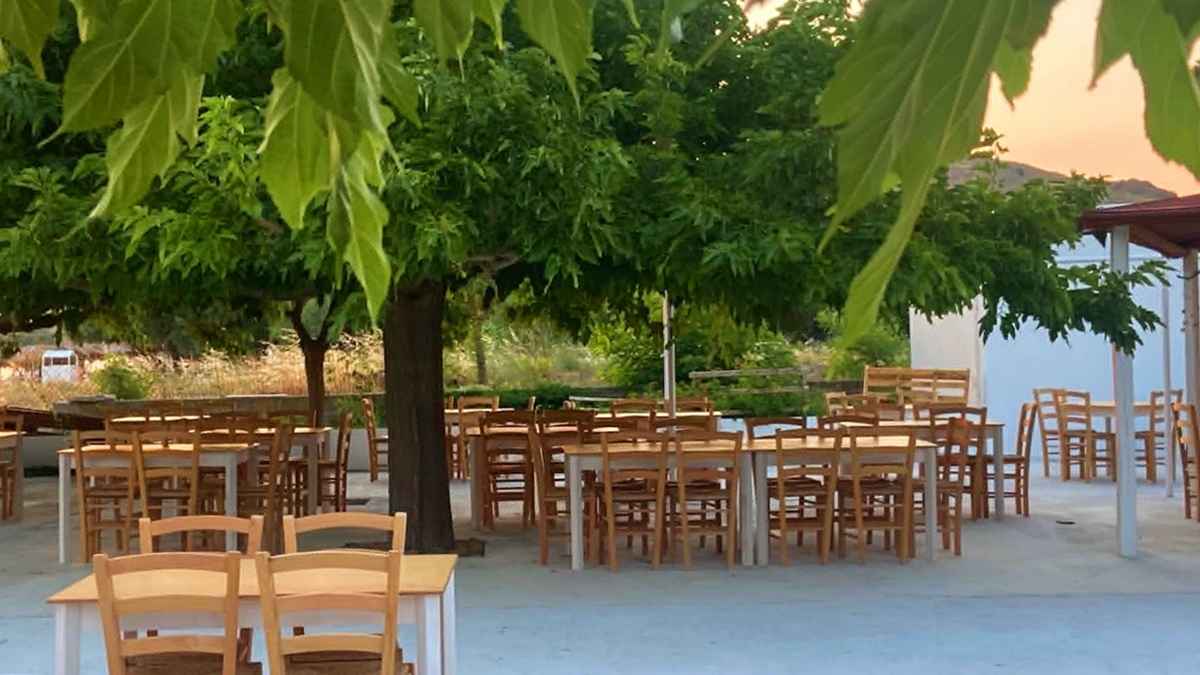 TAVERNA 1