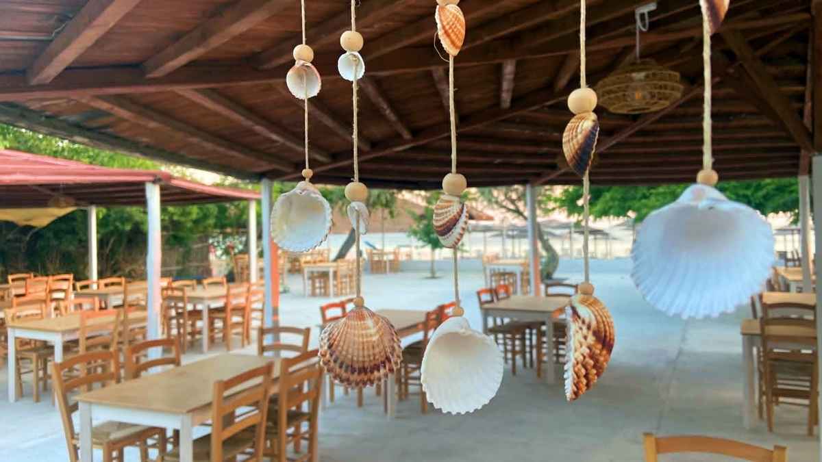 TAVERNA 27