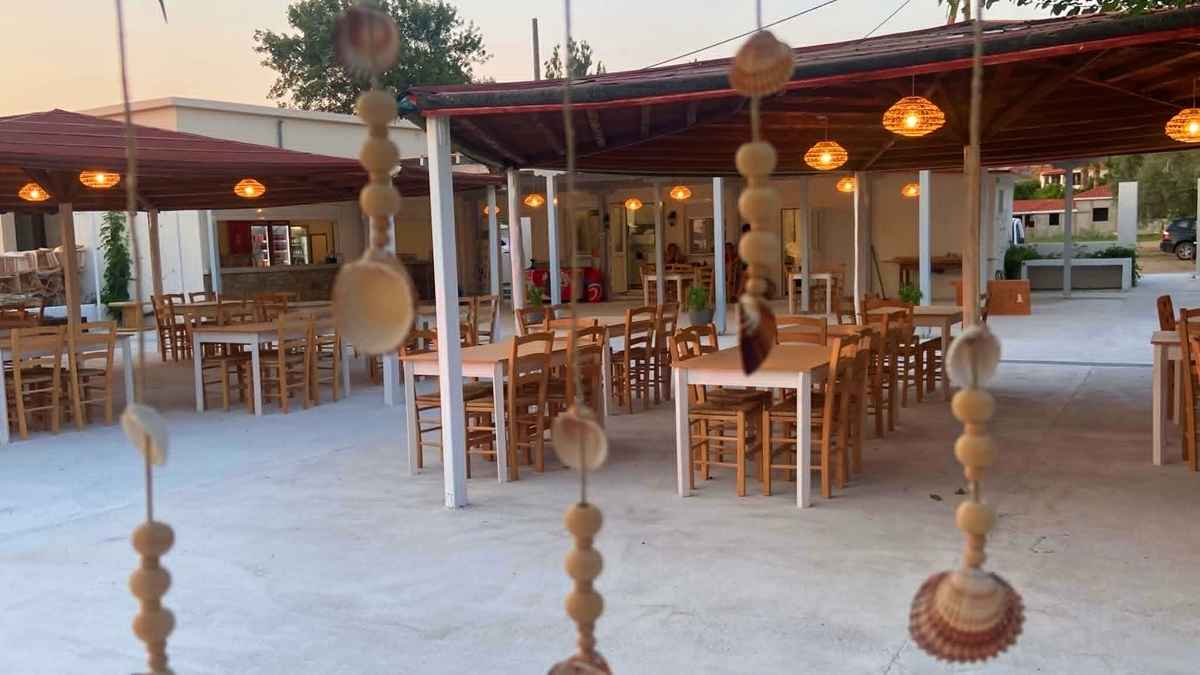 TAVERNA 6
