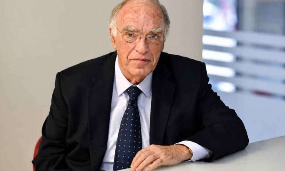 leventis1