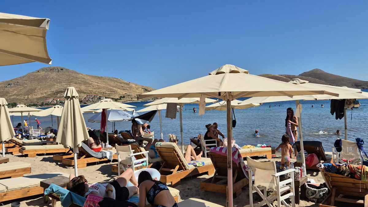 Έχετε φάει ποτέ κοντοσούβλι σε beach bar; Στο Sabbia γίνεται και μάλιστα έχει γίνει... εμμονή! 66 sabbia 9