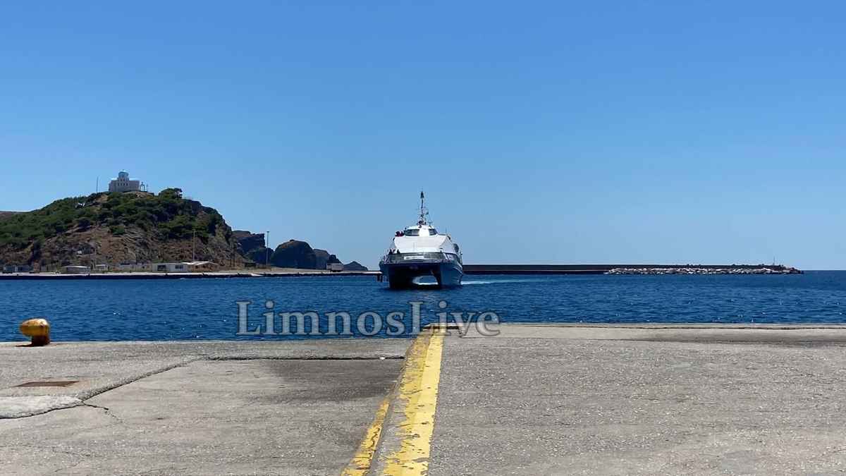 Φιέστες... Express: Η σκληρή αλήθεια για το Τσανάκαλε - Λήμνος και οι «πατέντες» του λιμανιού (εικόνες - βίντεο) 53 tsanakale epivates 16