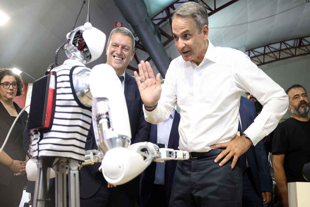 Mitsotakis rompot