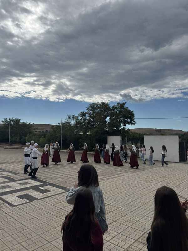 Λήμνος: Η Σουηδία «προσγειώθηκε» στον Μούδρο, 70 μαθητές και εκπαιδευτικοί γνώρισαν τη Λημνιά φιλοξενία! 72 SOUIDIA10