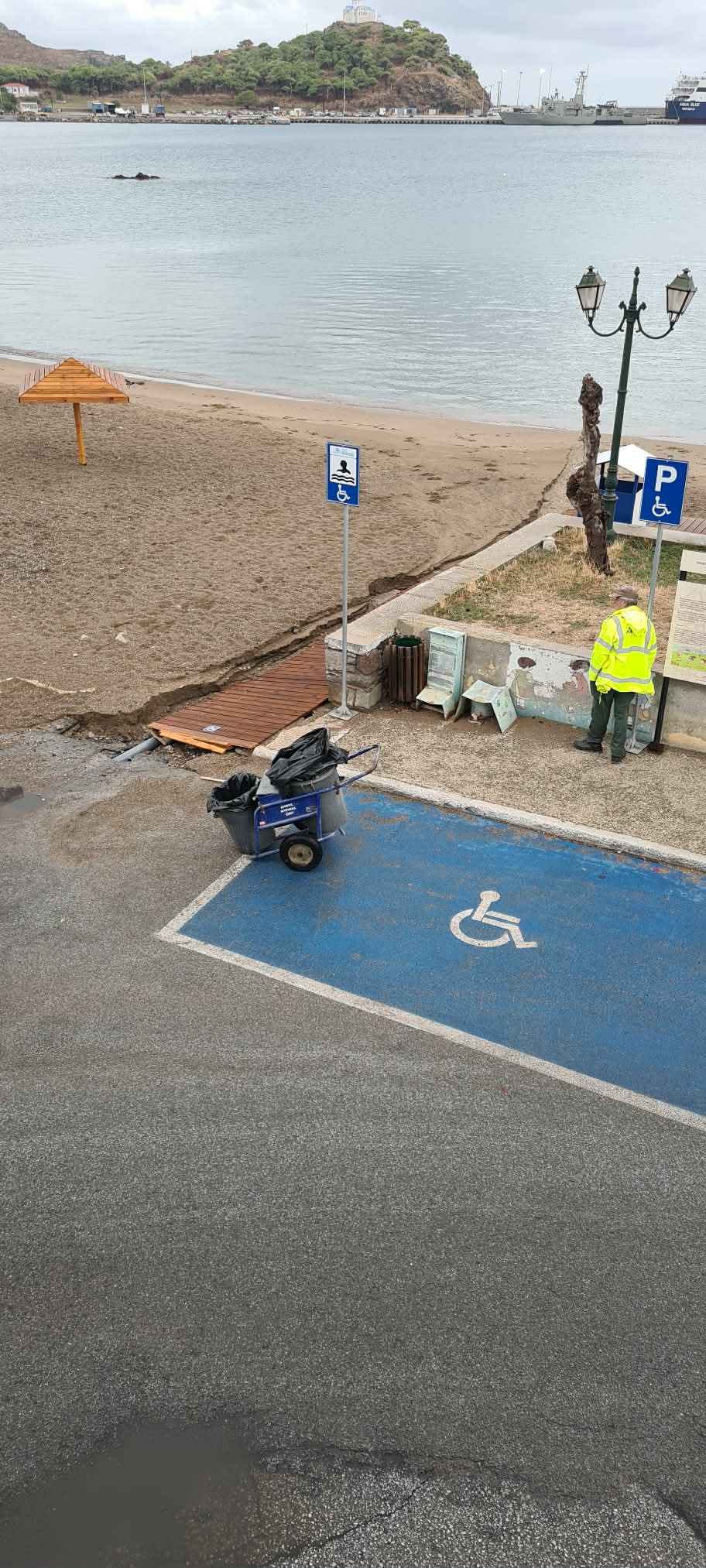 Λήμνος: «Είναι κακό στην άμμο να χτίζεις παλάτια…» και η βροχή το απέδειξε για δεύτερη φορά! (εικόνες) 34 rampa 1
