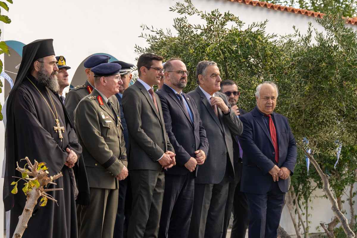 Συγκίνηση και υπερηφάνεια στον Άγιο Ευστράτιο για τα 114 χρόνια ελευθερίας! (βίντεο-εικόνες) 40 114 agios eystratios 17