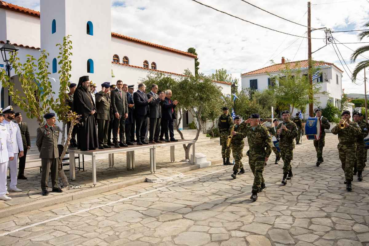 Συγκίνηση και υπερηφάνεια στον Άγιο Ευστράτιο για τα 114 χρόνια ελευθερίας! (βίντεο-εικόνες) 35 114 agios eystratios 28