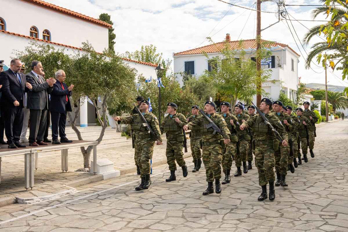 Συγκίνηση και υπερηφάνεια στον Άγιο Ευστράτιο για τα 114 χρόνια ελευθερίας! (βίντεο-εικόνες) 38 114 agios eystratios 29