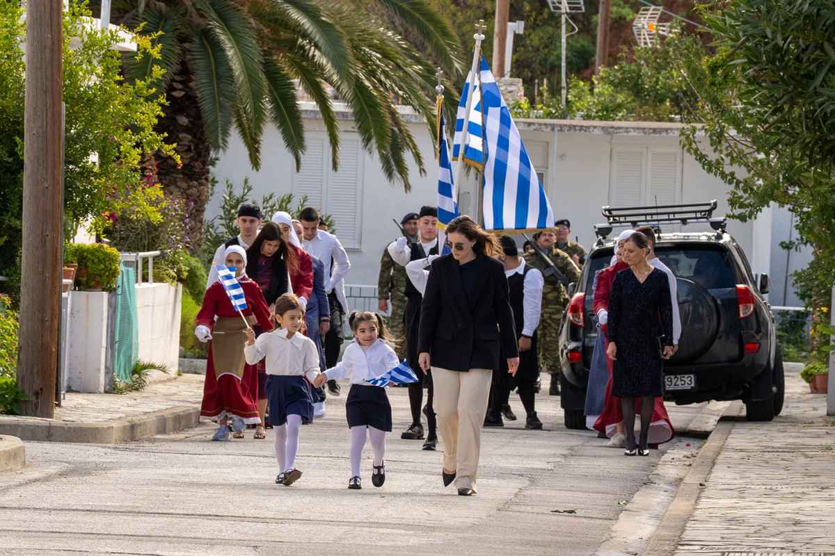 Συγκίνηση και υπερηφάνεια στον Άγιο Ευστράτιο για τα 114 χρόνια ελευθερίας! (βίντεο-εικόνες) 32 114 agios eystratios 6