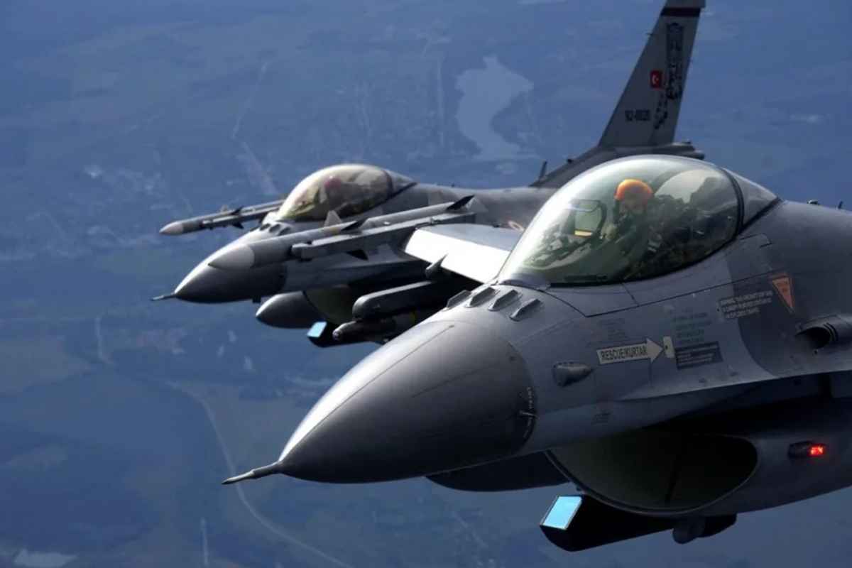 F16 TOURK